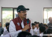 Kunjungan Mensos Gus Ipul ke Sekolah Rakyat Unesa Penuh Haru