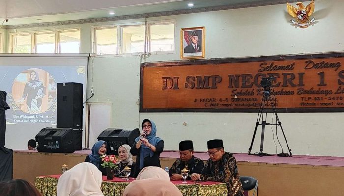 Pemkot Surabaya Gelar MOOT Serentak, Wali Kota Eri Cahyadi Tekankan Peran Orang Tua dalam Pendidikan