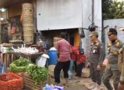 PKL Pasar Keputran Ditertibkan Satpol PP, Trotoar Difungsikan Kembali