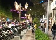 Pemkot Surabaya Akan Hapus Parkir Tepi Jalan Umum di Jalan Tunjungan