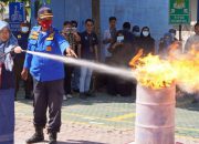 PLN UP3 Situbondo Gelar Simulasi Tanggap Darurat Kebakaran Bersama Damkar