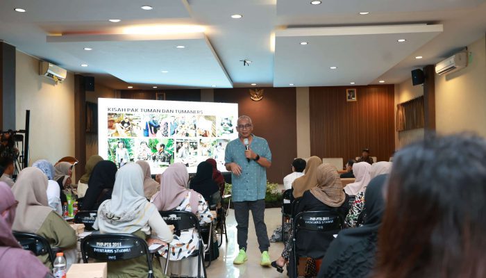 UMKM dan Pelaku Pariwisata Banyuwangi Dapat Pelatihan Pembuatan Konten Kreatif Berbasis AI