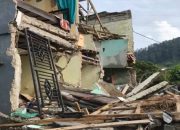 Dampak Gempa Bekasi: Mushola di Bojongmangu Rata dengan Tanah, BPBD Imbau Warga Waspada