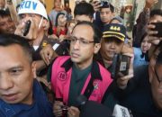 Nadiem Makarim Tersangka Chromebook: “Tuhan Lindungi Saya, Kebenaran Akan Keluar”