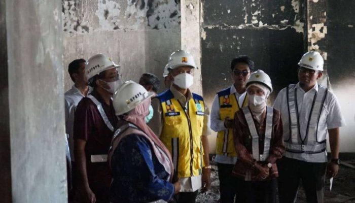 Menteri PU Tinjau Kerusakan Gedung DPRD Kota Kediri, Bahas Opsi Relokasi