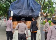 Polresta Banyuwangi Amankan Truk Pengangkut 2.000 Botol Arak Tanpa Dokumen