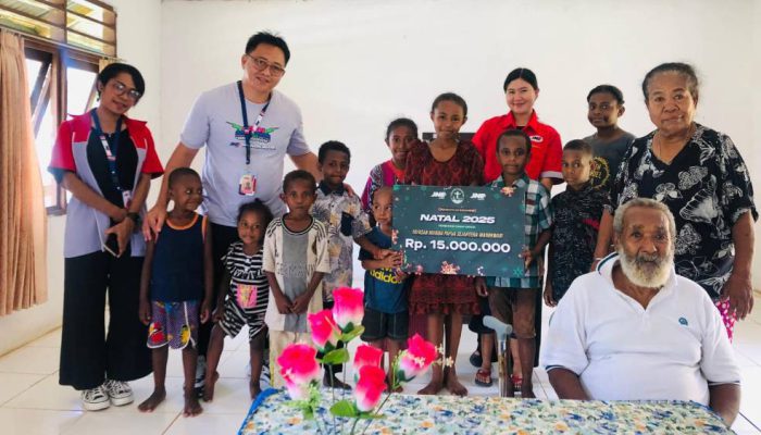 Jelang Natal dan Tahun Baru, JNE Bergerak Bersama Berbagi Kasih