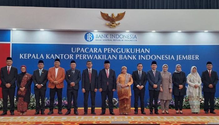 Perry Warjiyo Lantik Iqbal Reza Nugraha sebagai Kepala BI Jember