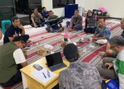 Warga GKA Bersama Pemdes dan DLH Gresik Gelar Aksi Bersih TPS