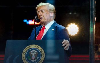 Perintah Eksekutif Trump, Negara yang Berdagang dengan Iran Bisa Kena Tarif 25 Persen