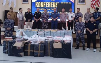 Lanal Mataram dan Bea Cukai Gagalkan Penyelundupan Ratusan Ribu Rokok Ilegal di Pelabuhan Lembar