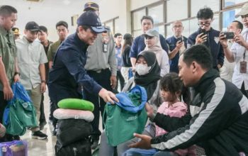 Pantau Terminal, Menteri LH Gaungkan Gerakan Mudik Minim Sampah