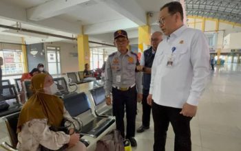 Pantau Terminal Purabaya, Sekjen Kemenhub Puji Sistem Pelayanan namun Soroti Kenyamanan Ruang Tunggu