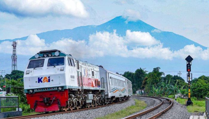 Pertegas Komitmen Energi Hijau, KAI Operasikan Seluruh Lokomotif dengan Biosolar B40