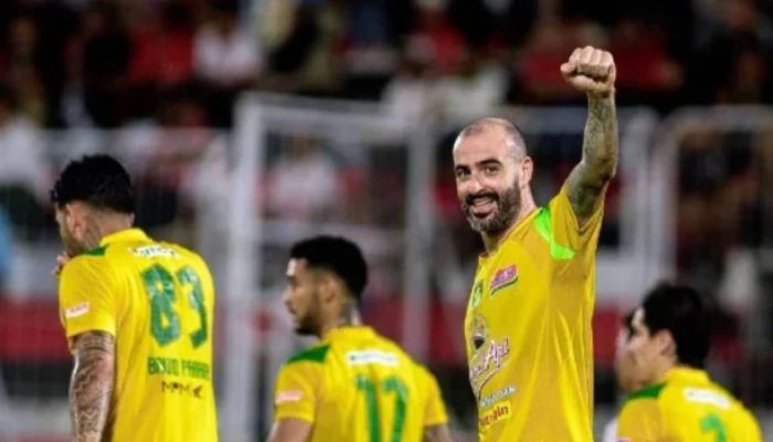 Persebaya Tampil Dominan, Malut United Dipaksa Menyerah 0-2