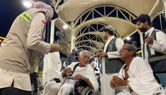 Kepadatan Jemaah Picu Kenaikan Tarif Kursi Roda di Masjidil Haram