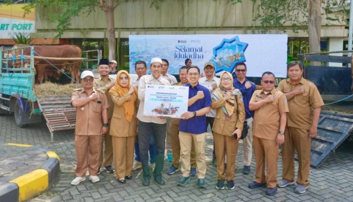 Program Pelindo Berbagi Kurban, PT Terminal Teluk Lamong Bantu Masjid dan Ponpes