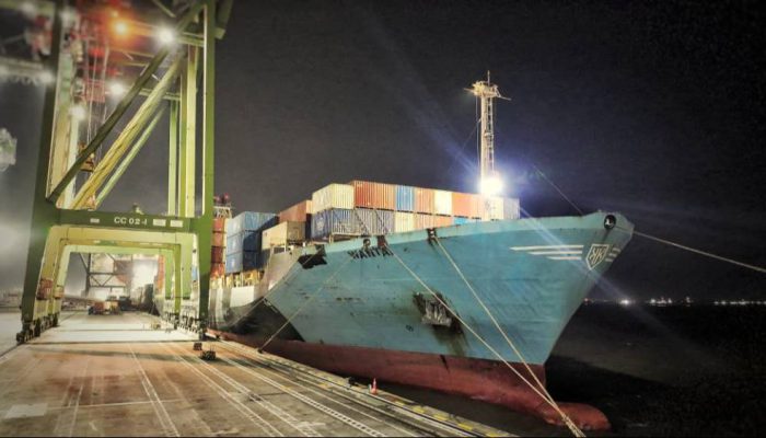 Maiden Voyage MV WANTAI Tandai Masuknya Layanan SCJX ke TPK Teluk Lamong