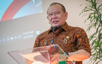 Hadiri Haflah Yayasan Mardhotillah Sidoarjo, LaNyalla Dorong Santri Jadi Generasi Tangguh Beradab