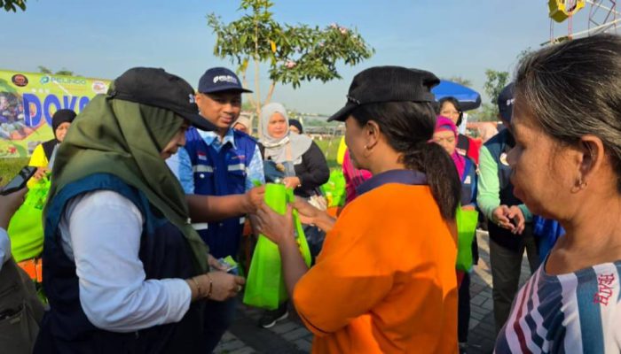 TPS Dukung Ketahanan Pangan Warga Lakarsantri Melalui Program DOKAR Baksose Suroboyo