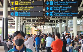Harga Tiket Pesawat Masih Tinggi, Pemerintah Ungkap Dua Faktor Utama Penyebabnya