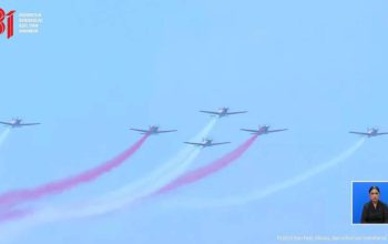 Langit Jakarta Dipenuhi 81 Alutsista TNI dalam Atraksi HUT ke-81 RI