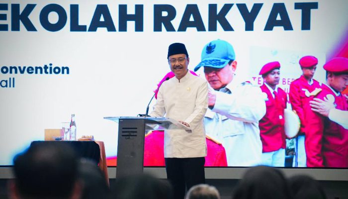 Mensos Gus Ipul Minta Humas Sekolah Rakyat Utamakan Verifikasi Informasi