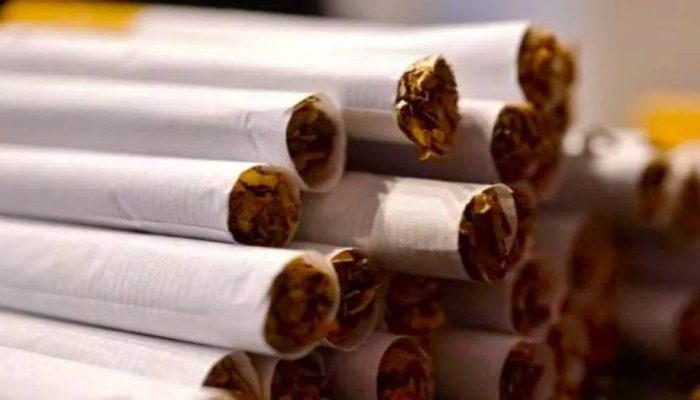 Pemerintah Belum Finalkan Aturan Kemasan Polos Rokok, Industri dan Daerah Pasang Alarm