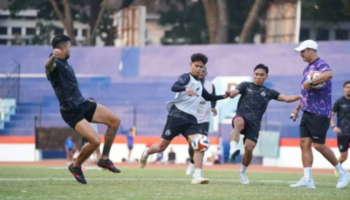 Arema FC dan Deltras Sidoarjo Latihan Bersama, Tak Dibuka untuk Penonton