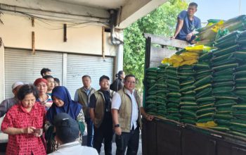 Tekan Inflasi, Bulog Surabaya Perkuat Penyaluran Beras SPHP dan Minyak Goreng