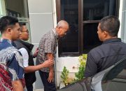 Eks Pejabat Pemkab Nganjuk Purwo Bujono Dibawa Kejari ke RS, Terkait Korupsi Bendungan Margopatut?