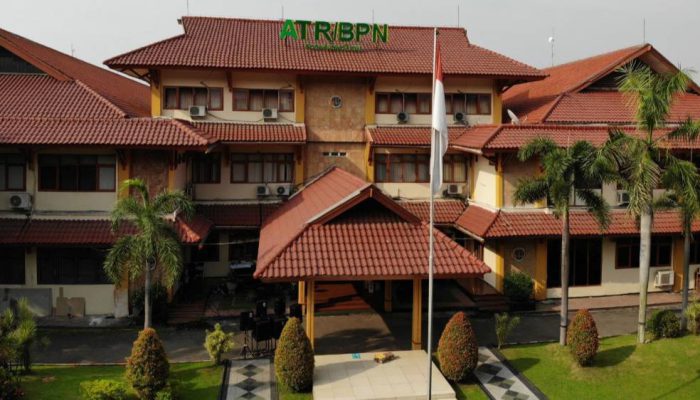 KPK Geledah Kantor BPN Jatim, Sejumlah Dokumen dan Elektronik Disita