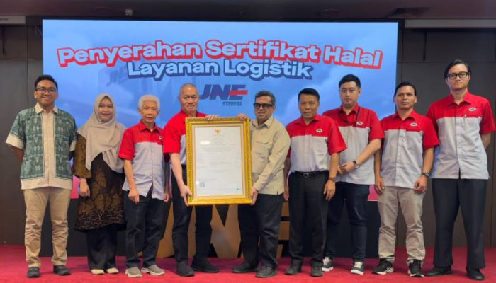 JNE Perkuat Ekosistem Halal Indonesia Lewat Sertifikasi Layanan Logistik