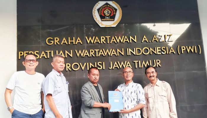 Dua Petahana PWI Jatim Ambil Formulir Calon Ketua untuk Periode 2026–2031