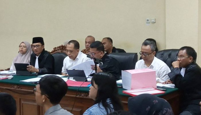 Kasus Korupsi IPAT ESDM Jatim, Nurkholis Disebut Terima Uang dan Cendera Mata