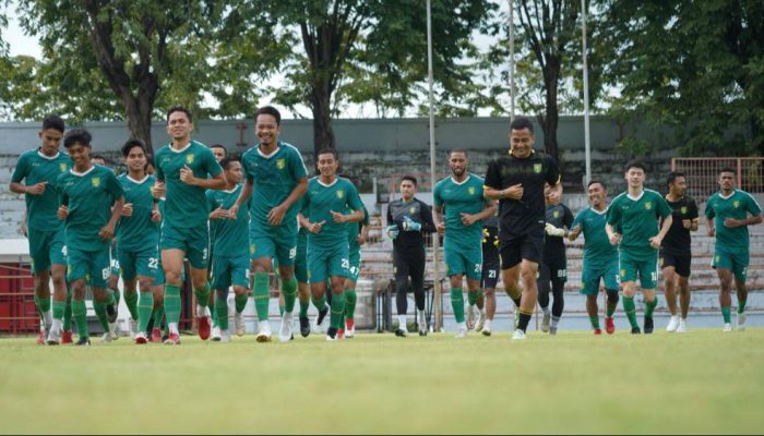 Madura United Bidik Tiga Poin di Kandang Persebaya, Jose Gomes Siap Tampil Berani