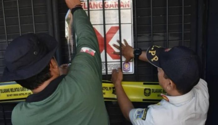Satpol PP Surabaya Segel 15 Toko Miras Ilegal, 40 Lokasi Diawasi
